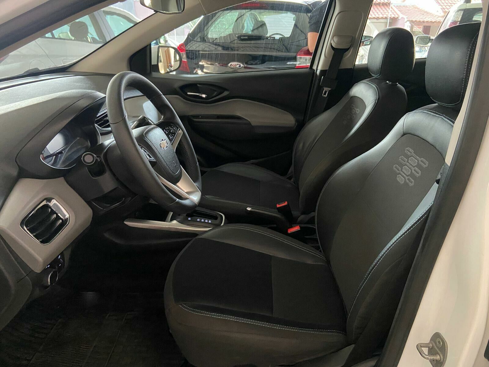 Imagem do veículo  CHEVROLET ONIX LT 1.4